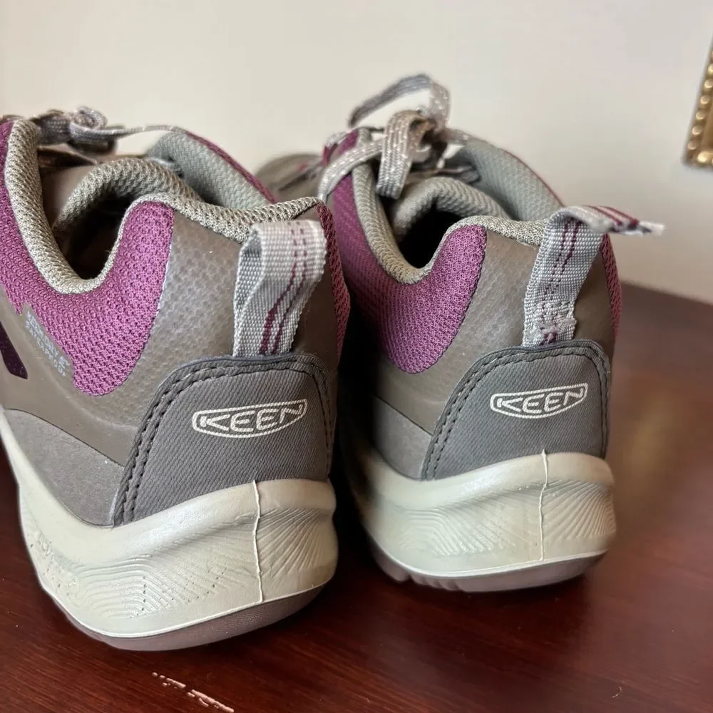 Keen Women's Terradora Flex Low Height Waterproof Hiking Shoes Tan Size 7.5 NEW